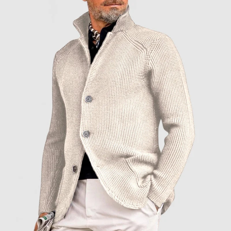 Chaqueta de Punto con Cuello Alto y Cierre de Botones