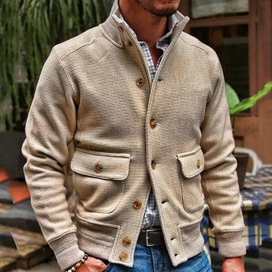 Chaqueta Casual con Bolsillos Frontales y Cuello Alto