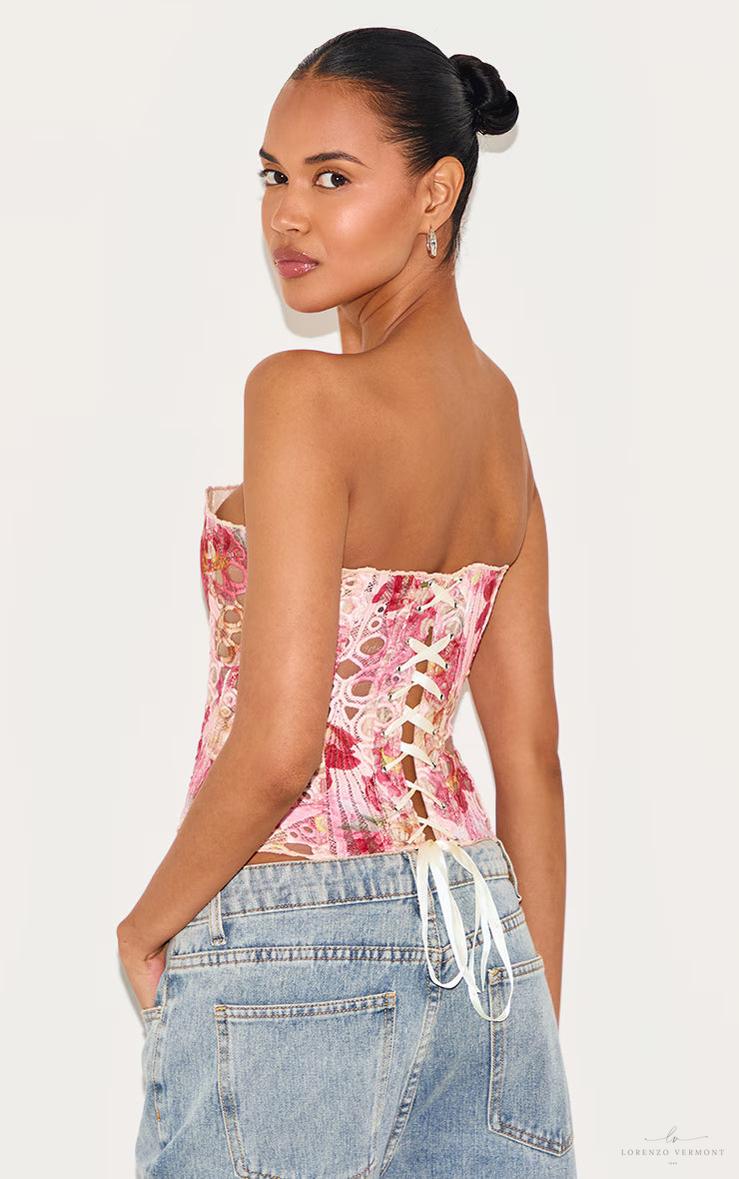 Top Corset Blanco de Encaje Floral – Estilo Elegante y Sexy