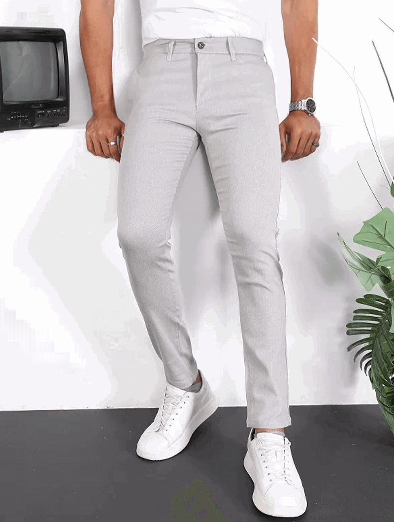 Pantalón Slim Fit Negro