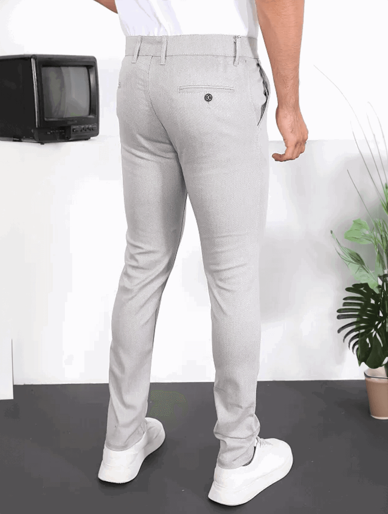 Pantalón Slim Fit Negro