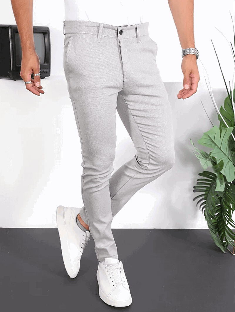Pantalón Slim Fit Negro