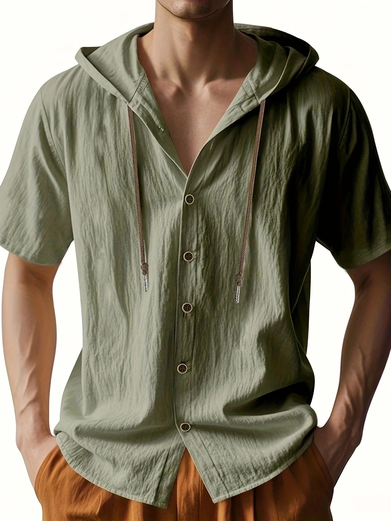 Camisa con Capucha y Botonera Frontal
