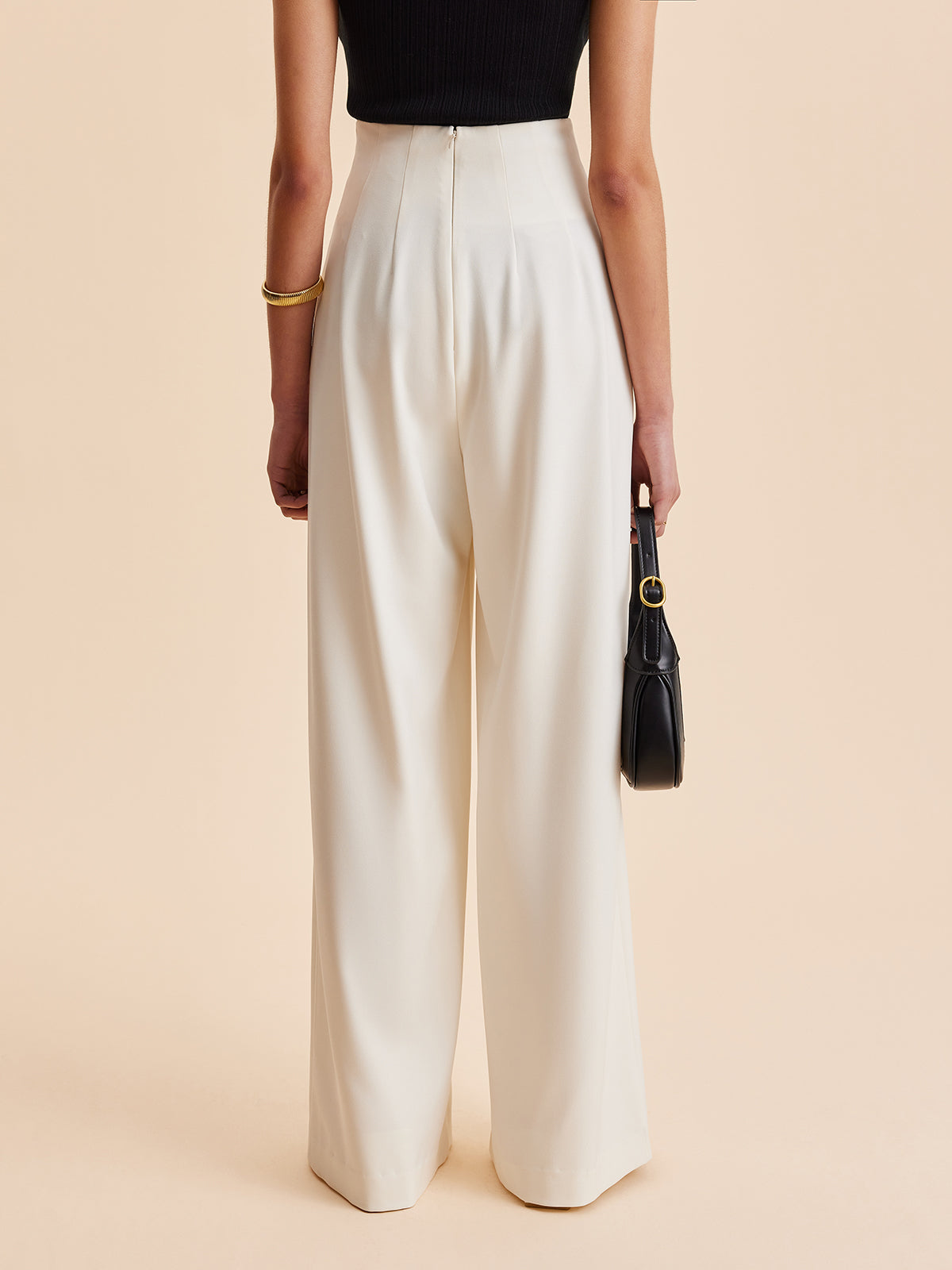 Pantalón Palazzo con Broche Decorativo